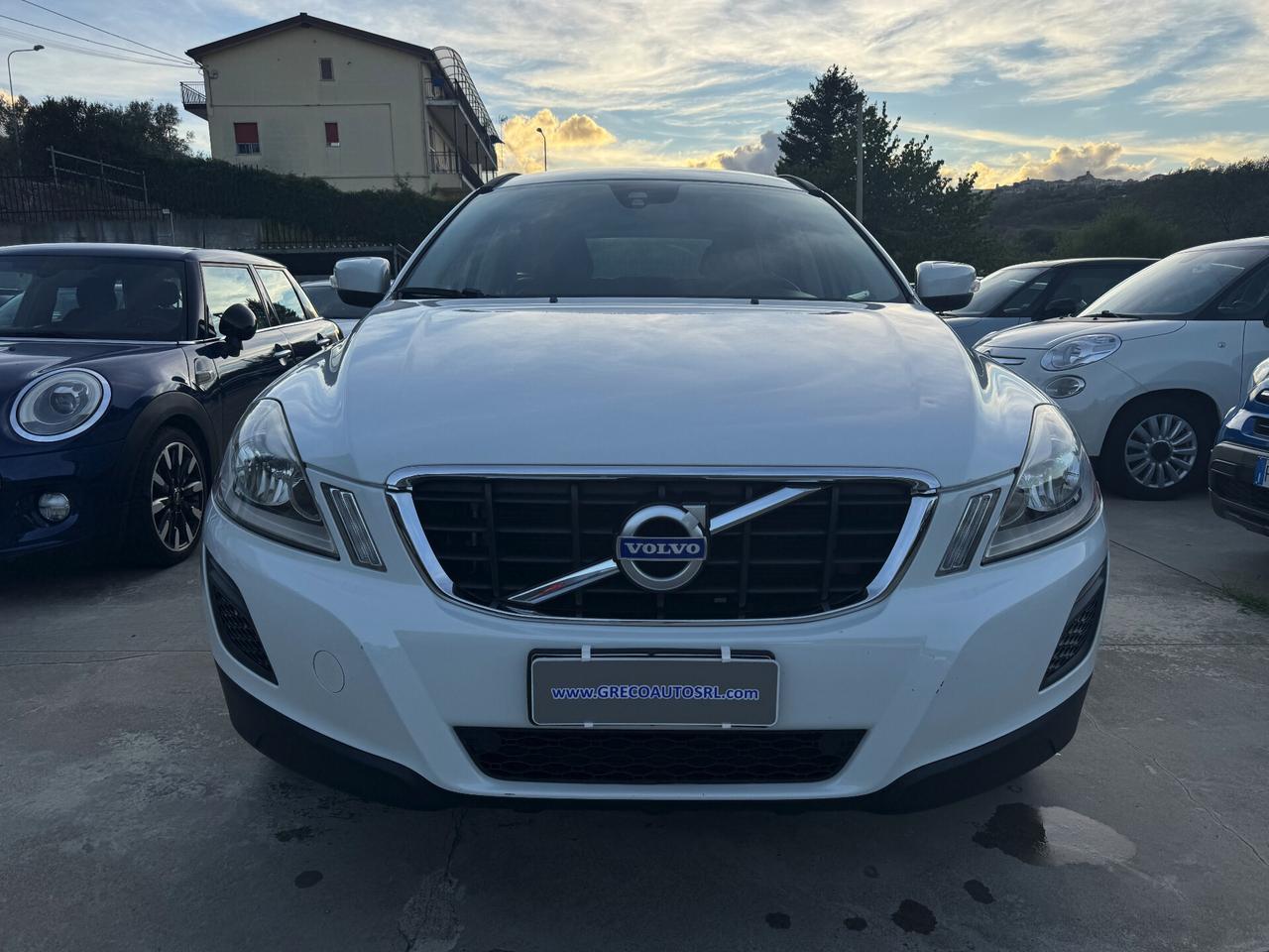 Volvo XC 60 XC60 DRIVe / AUTOCARRO N1