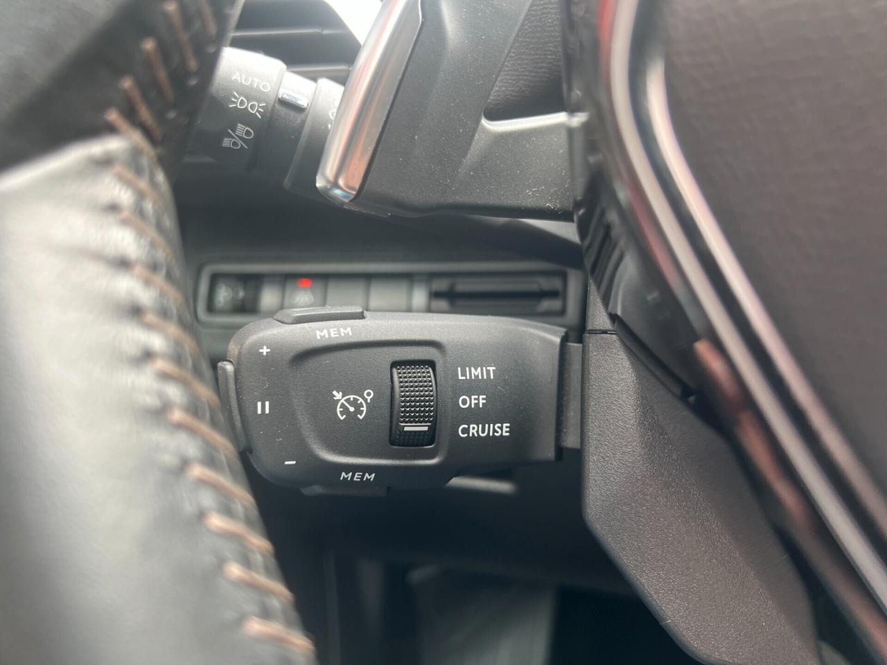 Peugeot 3008 Allure Automatica 1.5 Hdi