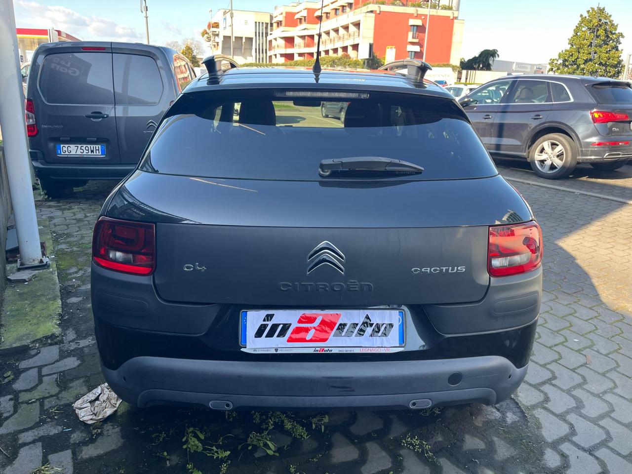 Citroen C4 Cactus 1.2 puretech Shine 82cv E6