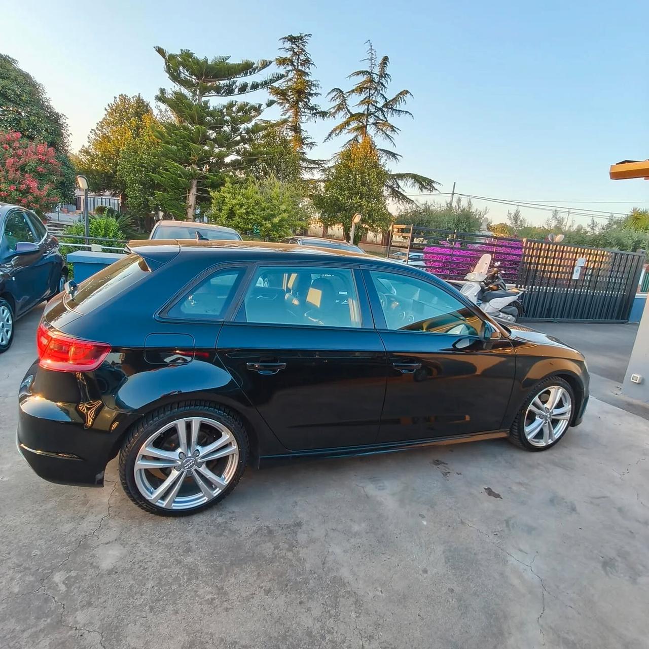 Audi A3 SPB 2.0 TDI S tronic Sline QUATTRO
