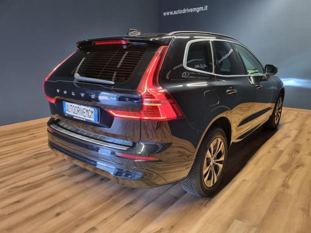 VOLVO XC60 B5 (d) AWD Geartronic Momentum Pro