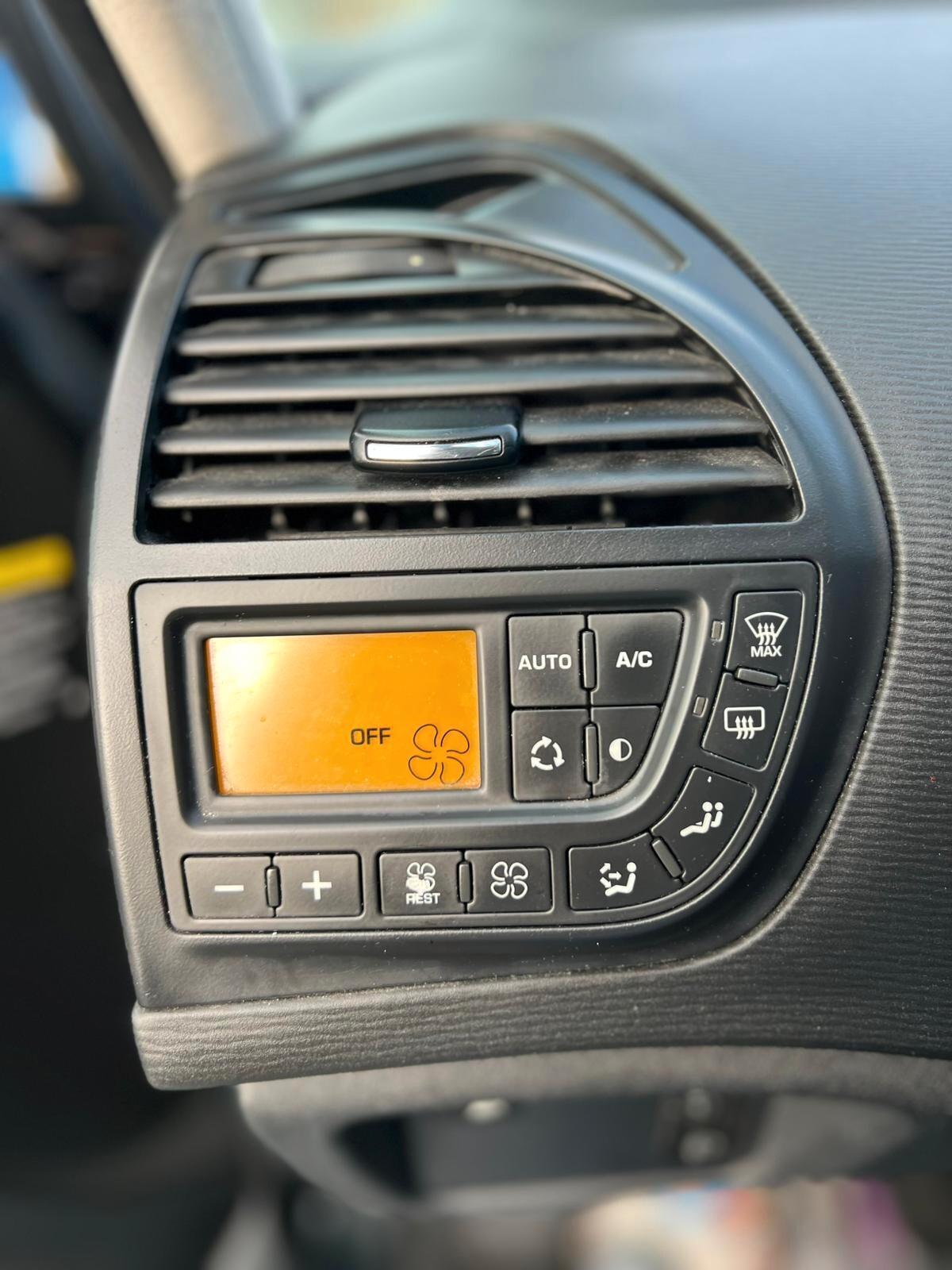 Citroen C4 Picasso 1.6 HDi 110 FAP Exclusive