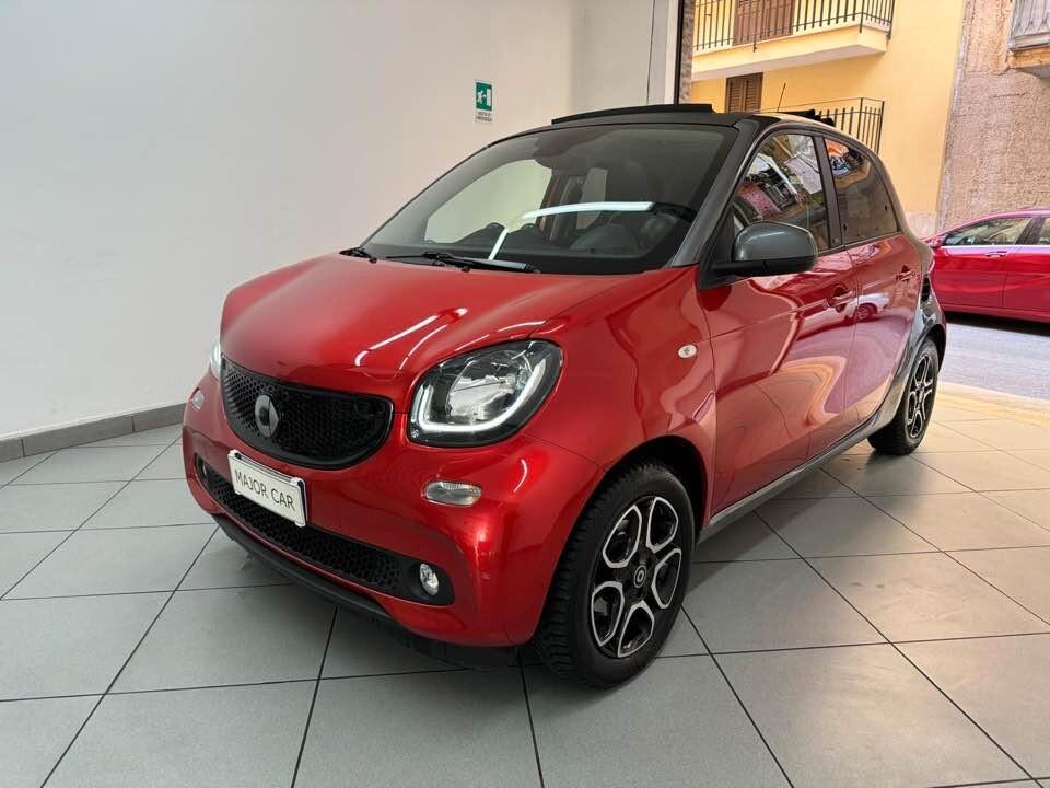 Smart ForFour Cabrio 1.0 Benzina 90 CV Twinamic Turbo