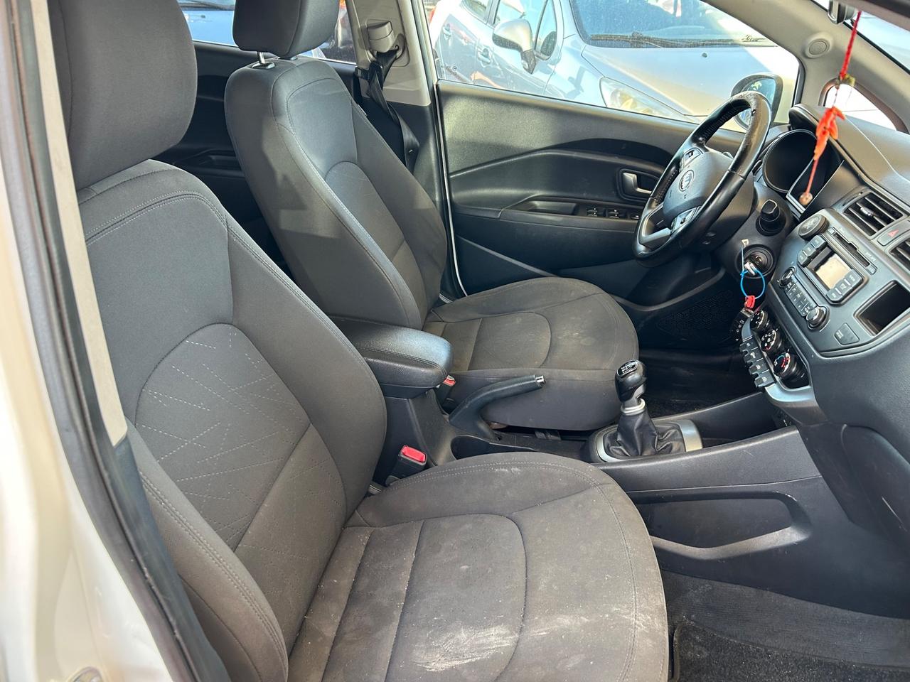 Kia Rio 1.4 CRDi 5p. Cool