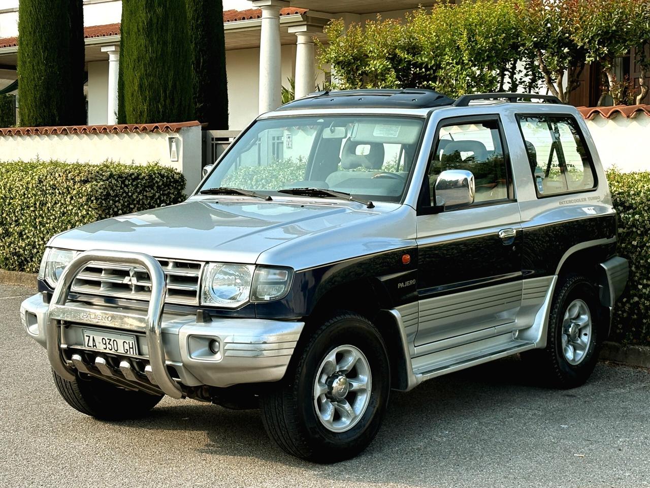 MITSUBISHI PAJERO 3p. 2.5D-Bicolore- 218000KM-2000