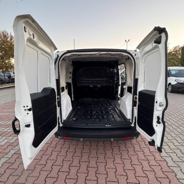 FIAT Doblo 1.6 Mjet 105cv PC-TN CARGO LOUNGE 3 POSTI
