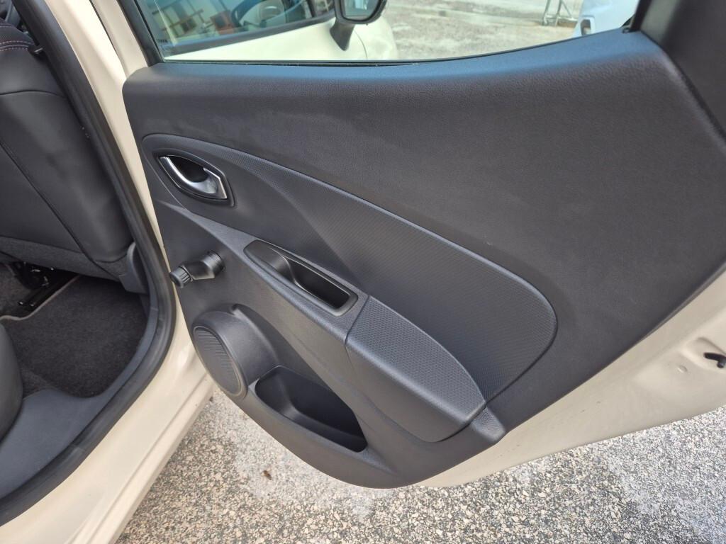 Renault Clio 1.5 dCi 75cv e6 NEOPATENTATI