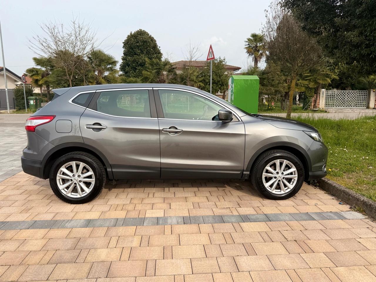 Nissan Qashqai 1.5 dCi Tekna euro6b