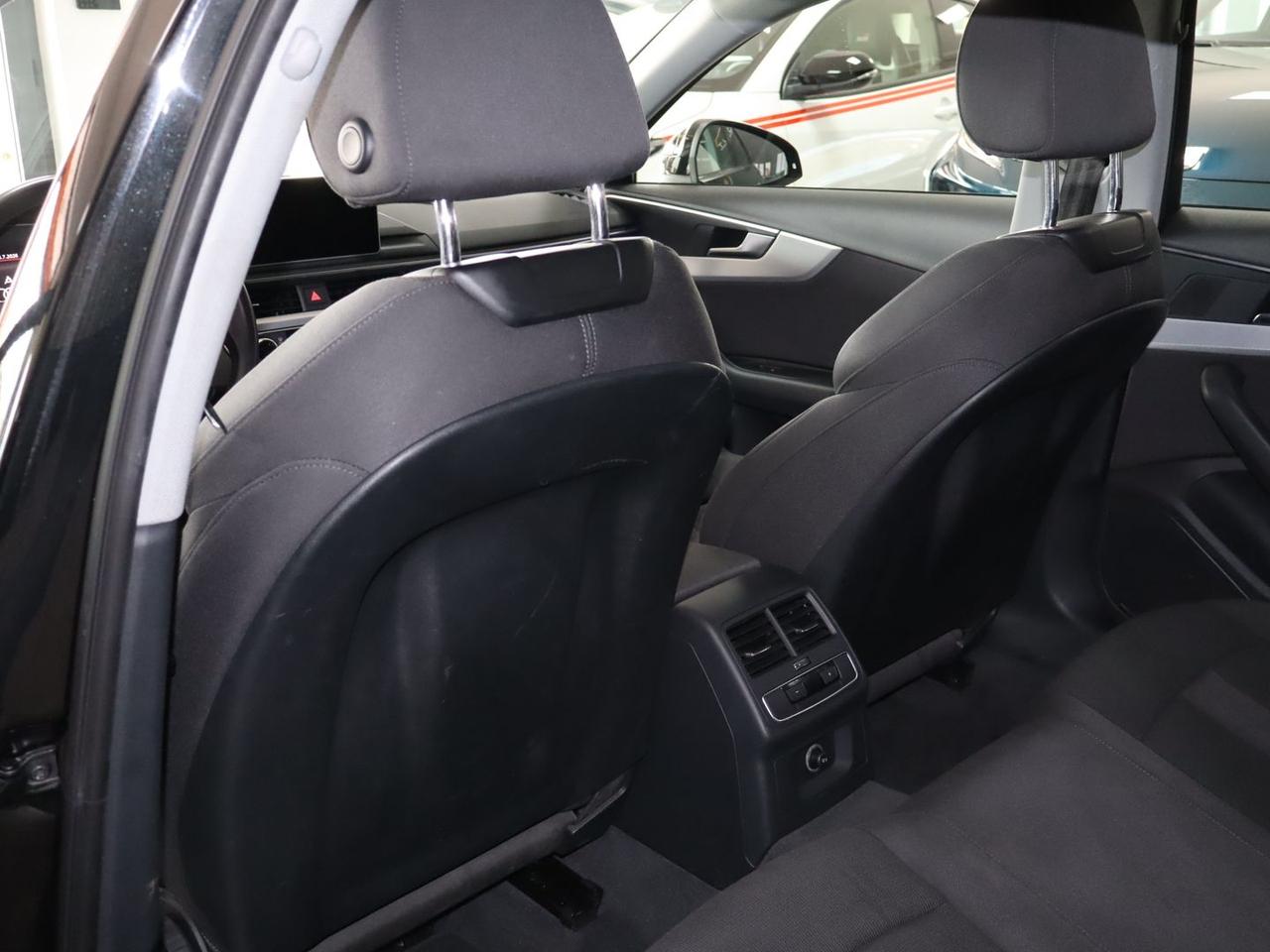 Audi A4 Advanced 2.0 35 TDI #11417