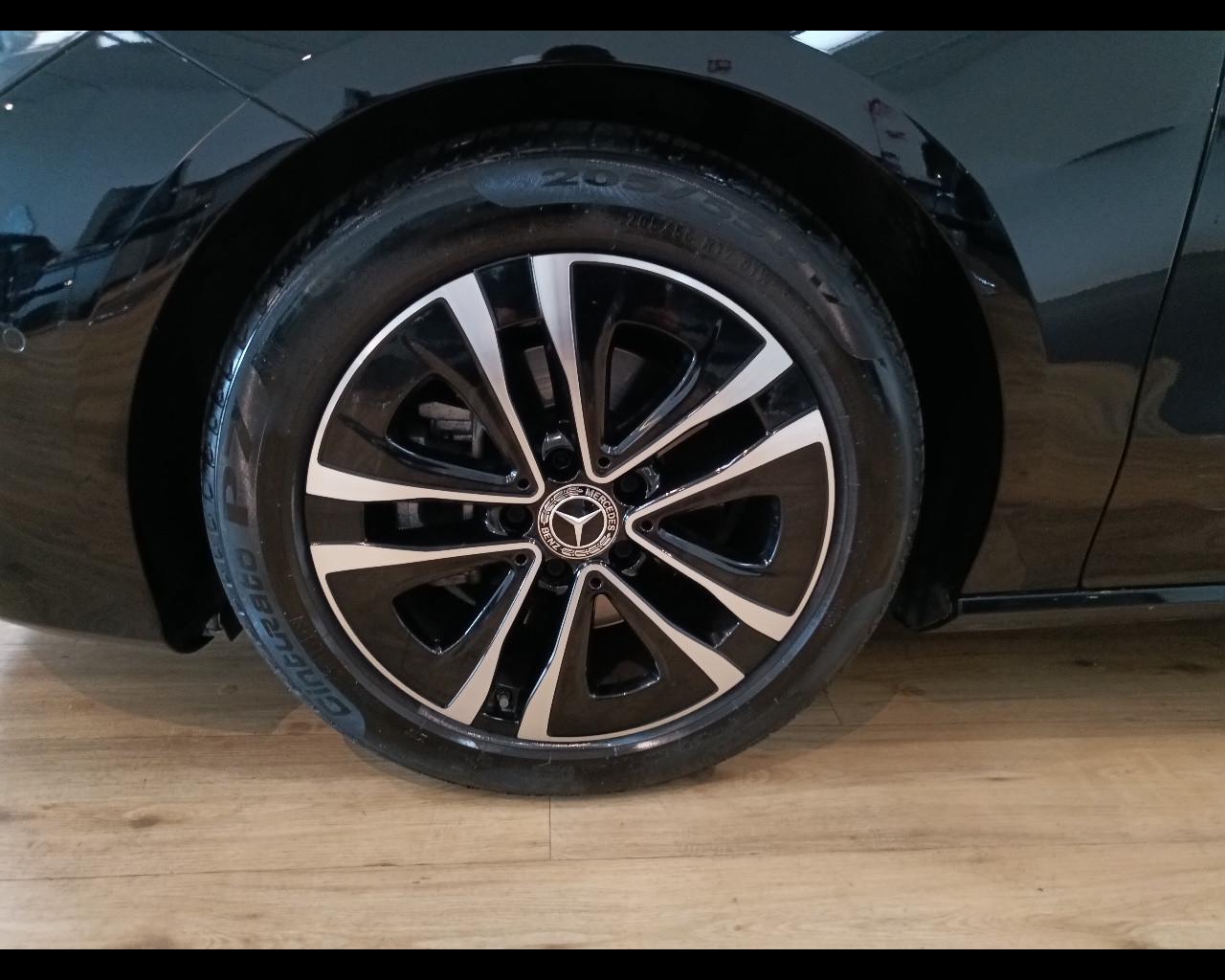 Mercedes-Benz CLA Sh.Brake - X118 2023 - CLA Shooting Brake 180 d Advanced auto