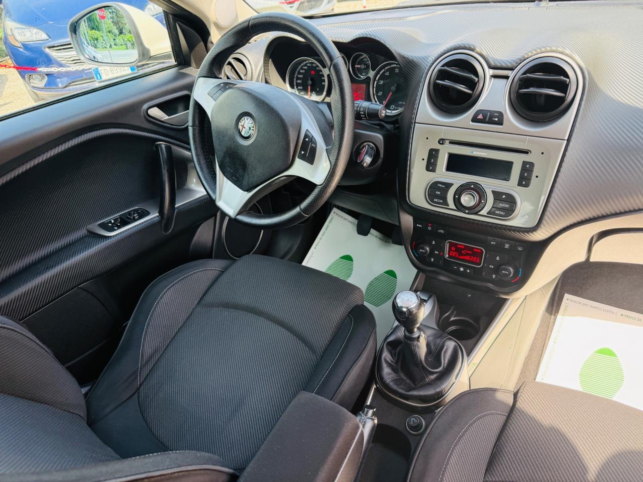 Alfa Romeo MiTo 1.4 78 CV Distinctive Premium Pack