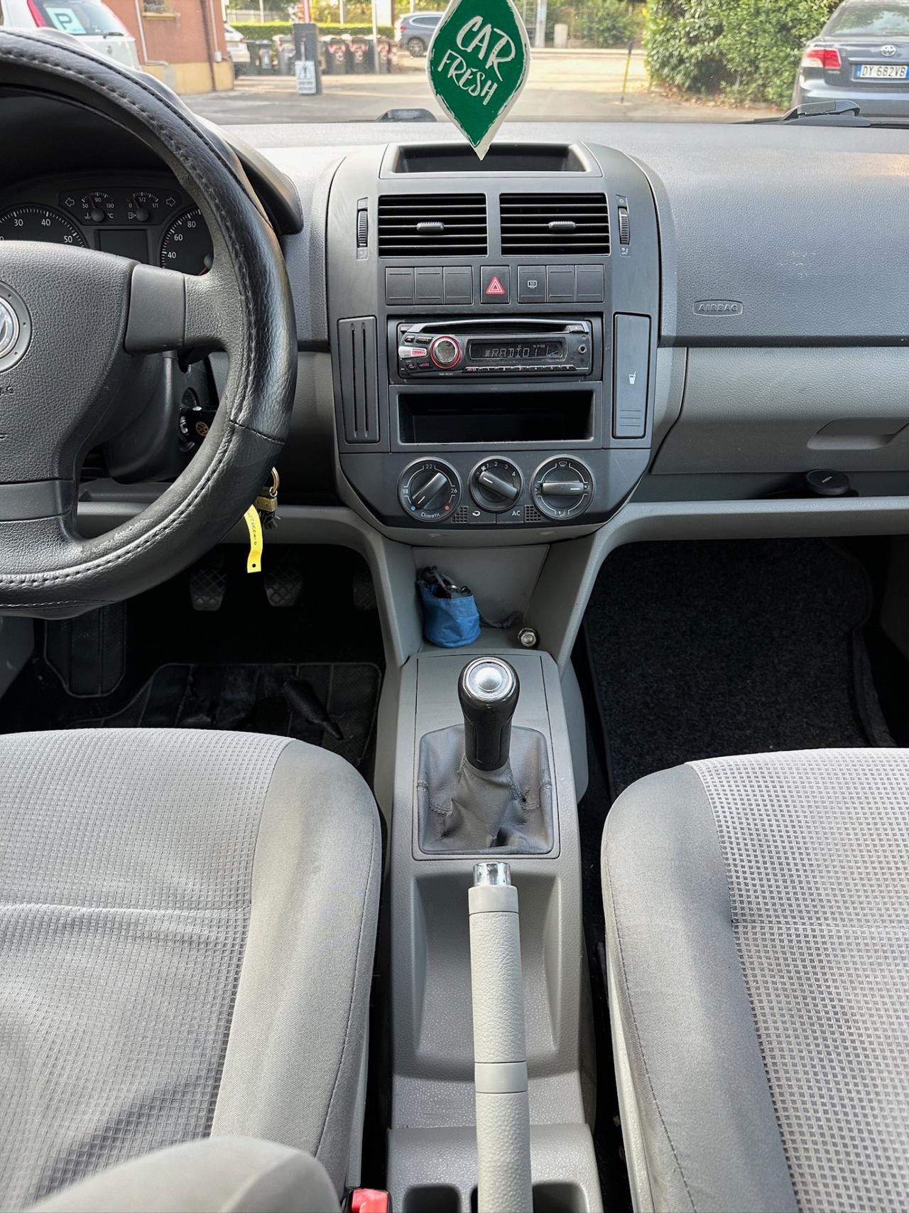 Volkswagen Polo 1.4/80CV 16V 5p. Comfort. BiFuel G