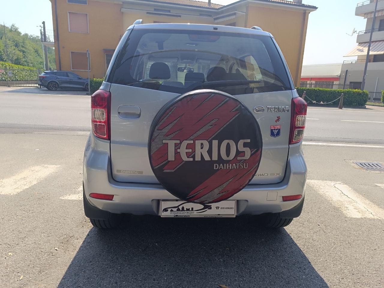 Daihatsu Terios 1.5 4WD SX 2 TRENI GOMME