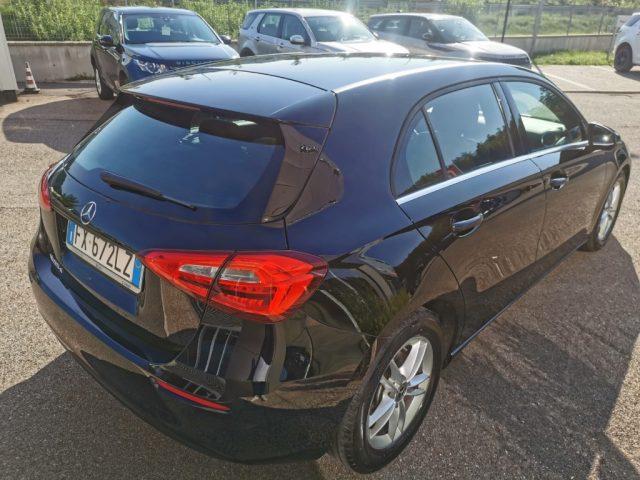 MERCEDES-BENZ A 180 4p. Sport