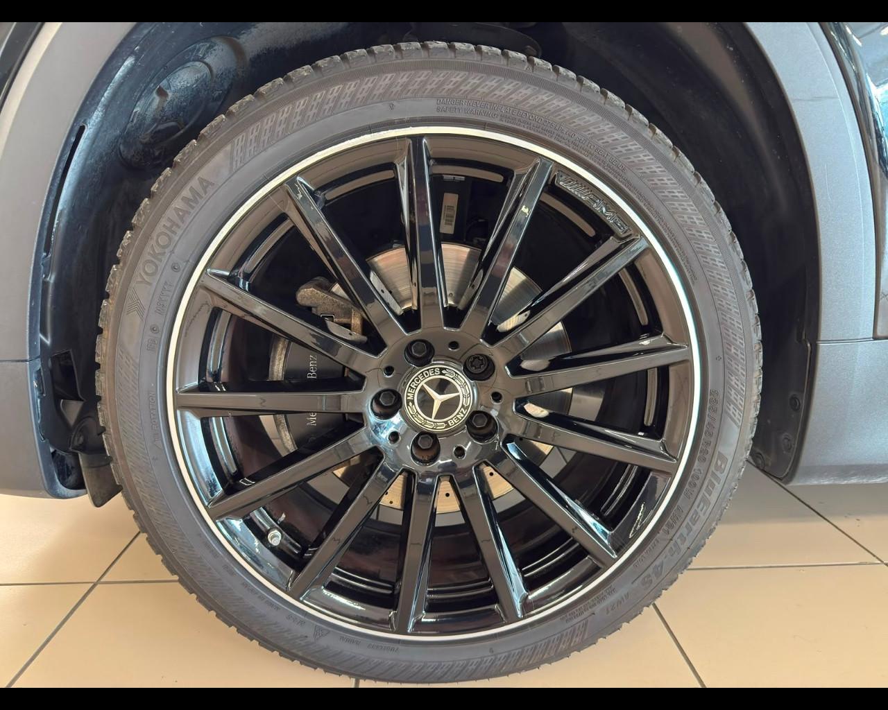 Mercedes-Benz GLB (X247) - GLB 180 d Automatic Premium