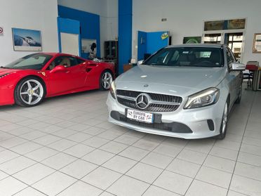 Mercedes-benz A 180 A 180 d Automatic Premium Dark Night Edition