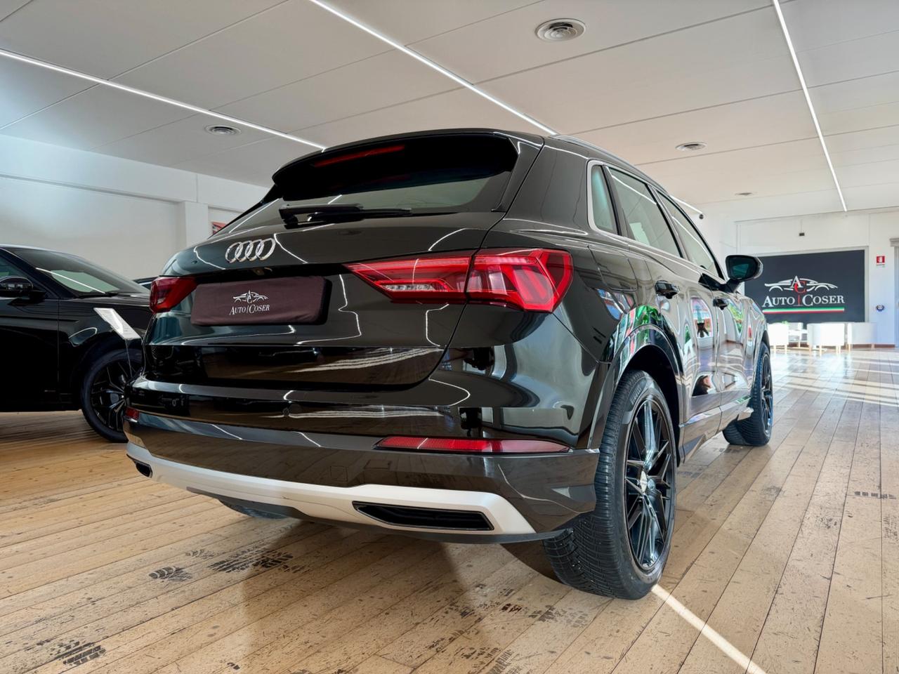 Audi Q3 35 TFSI S-LINE EDITION TOTAL BLACK GANCIOTRAINO