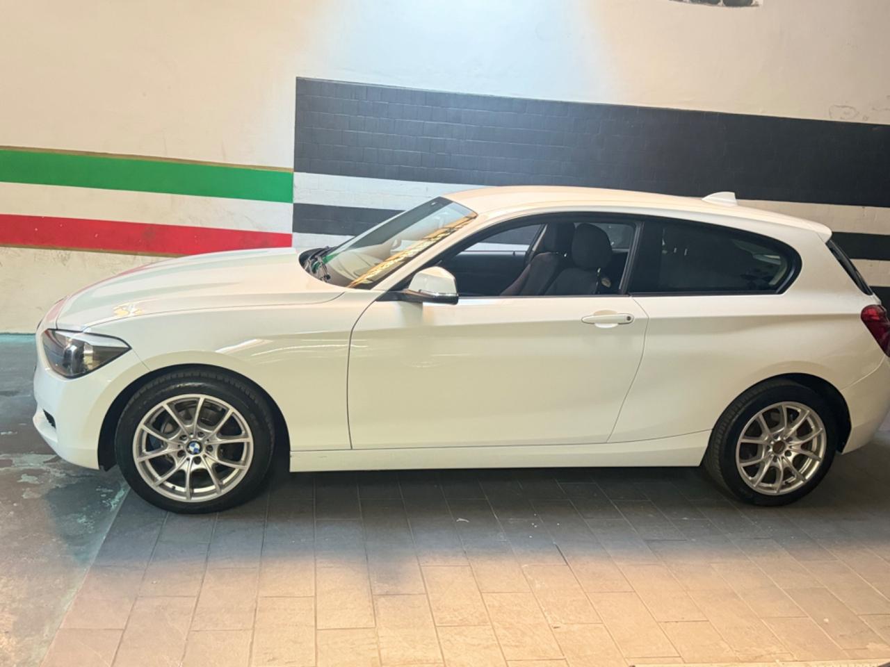 Bmw 114 114i 3p. Msport