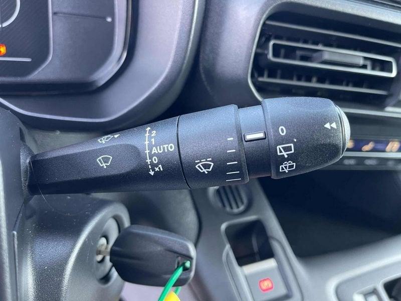 FIAT Doblò SERIE 3 COMBI 1.5 BlueHdi 130CV AT8 N1 - KM0