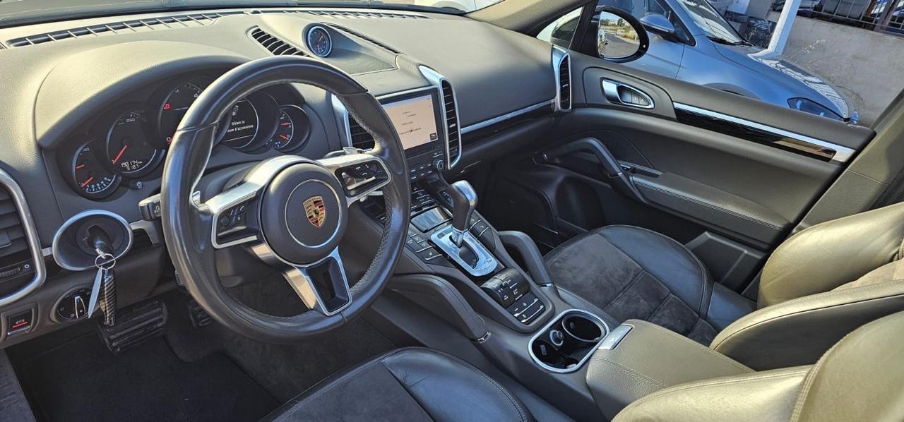 Porsche Cayenne 3.0 Diesel Platinum Edition