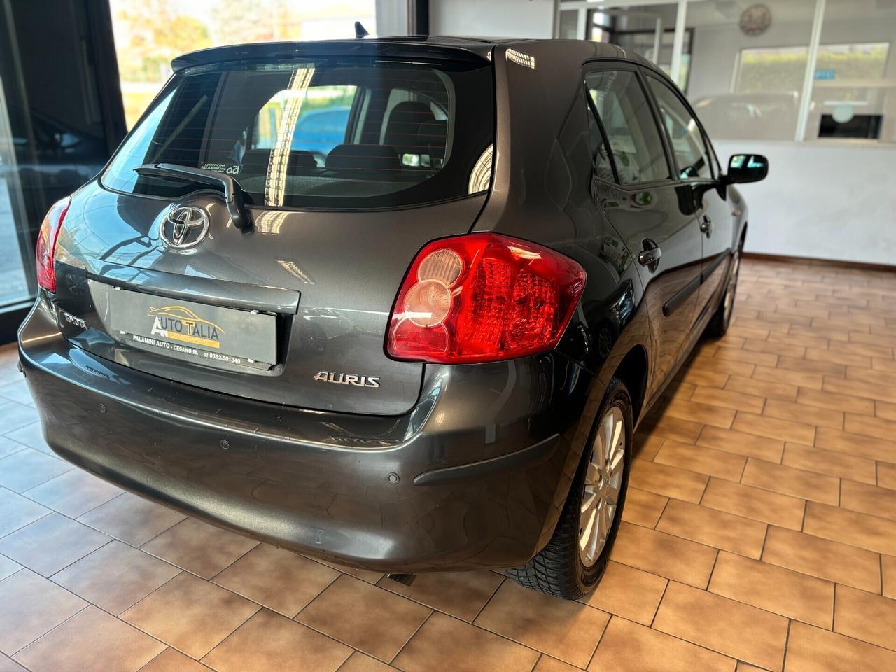 Toyota Auris 5p 1.6 dual Sol *82000KM*UNICOPRO*