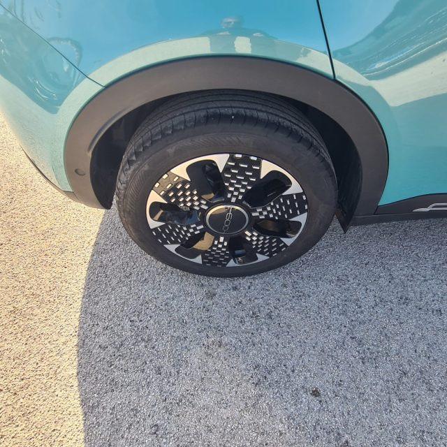 FIAT 600 Hybrid 110 CV DCT MHEV La Prima