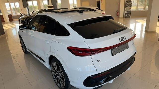 Audi Q5 e-hybrid 220 kW S tronic quattro Line Edition
