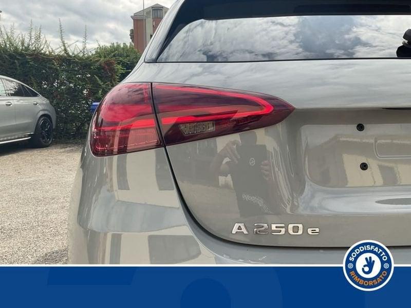 Mercedes-Benz Classe A 250e EQ-Power Alpine Grey Edition AMG Line Advanced Plus