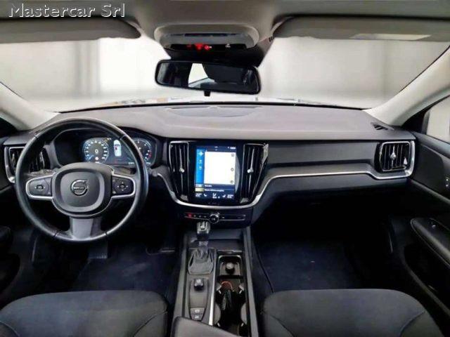 VOLVO V60 V60 2.0 D3 150cv Business auto - FW538VN