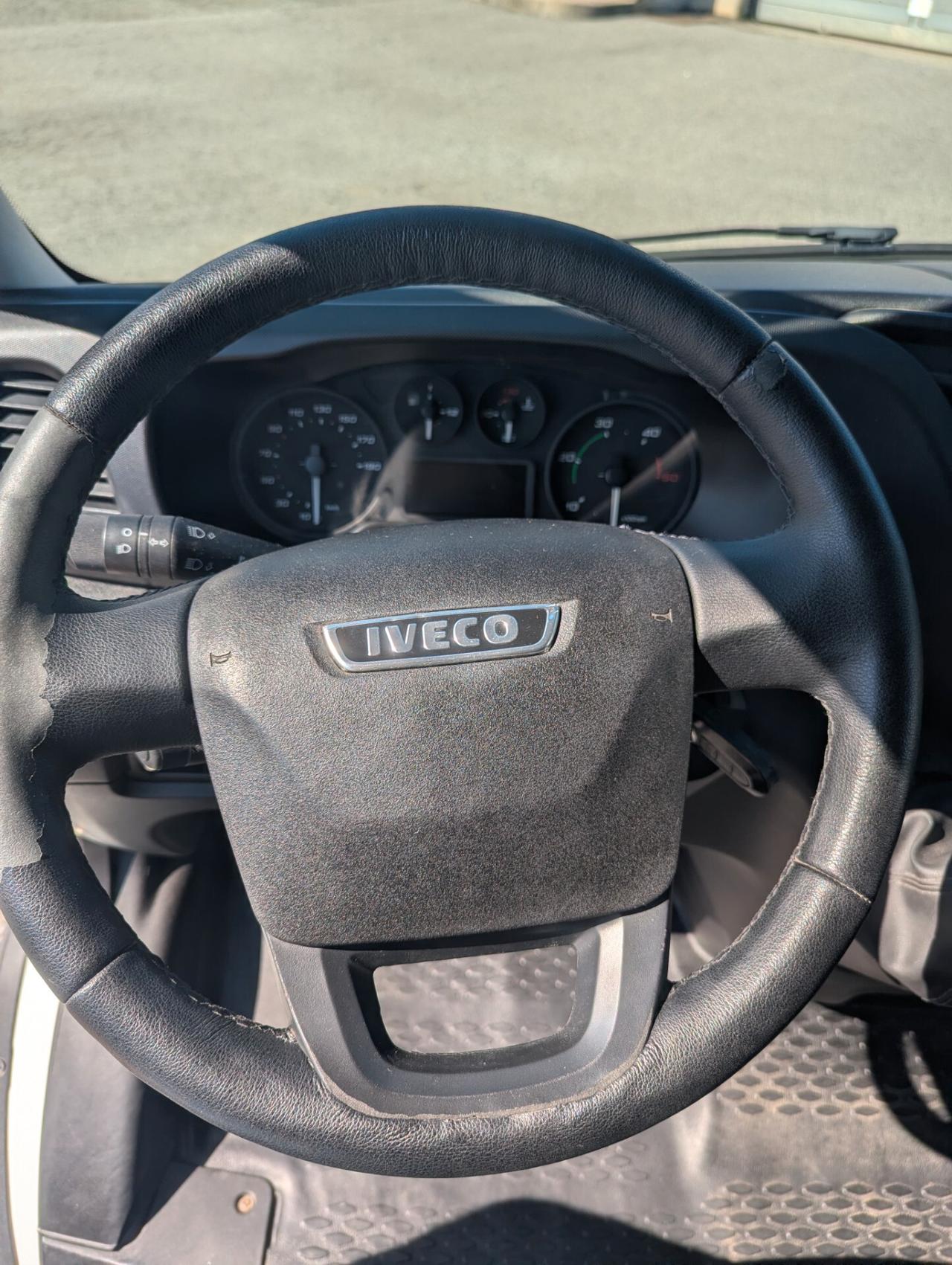 Iveco Daily 35S20 L pochi km