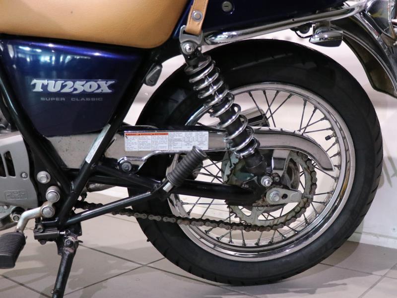 Suzuki TU 250 X