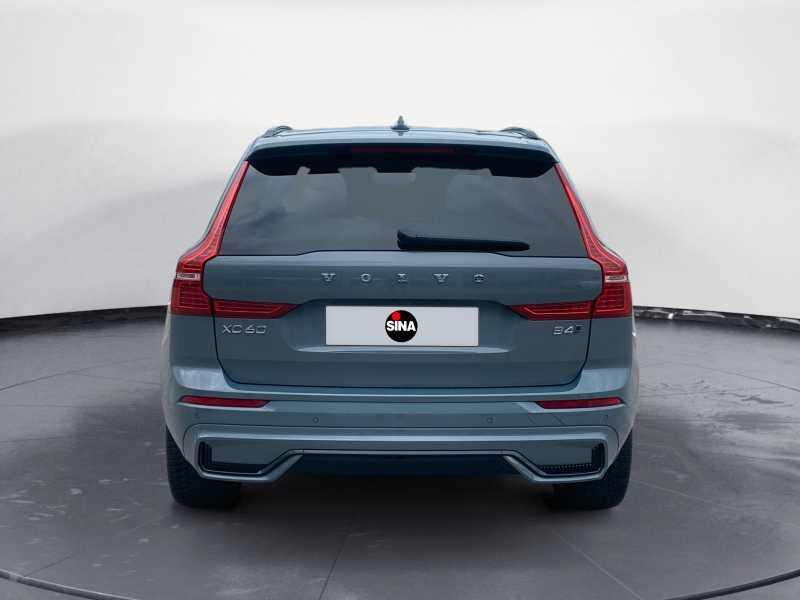 VOLVO XC60 2.0 b4 R-DeSiGn AwD AuTo