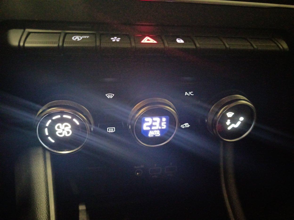 RENAULT Captur 2ª serie - Captur TCe 100 CV GPL FAP Intens