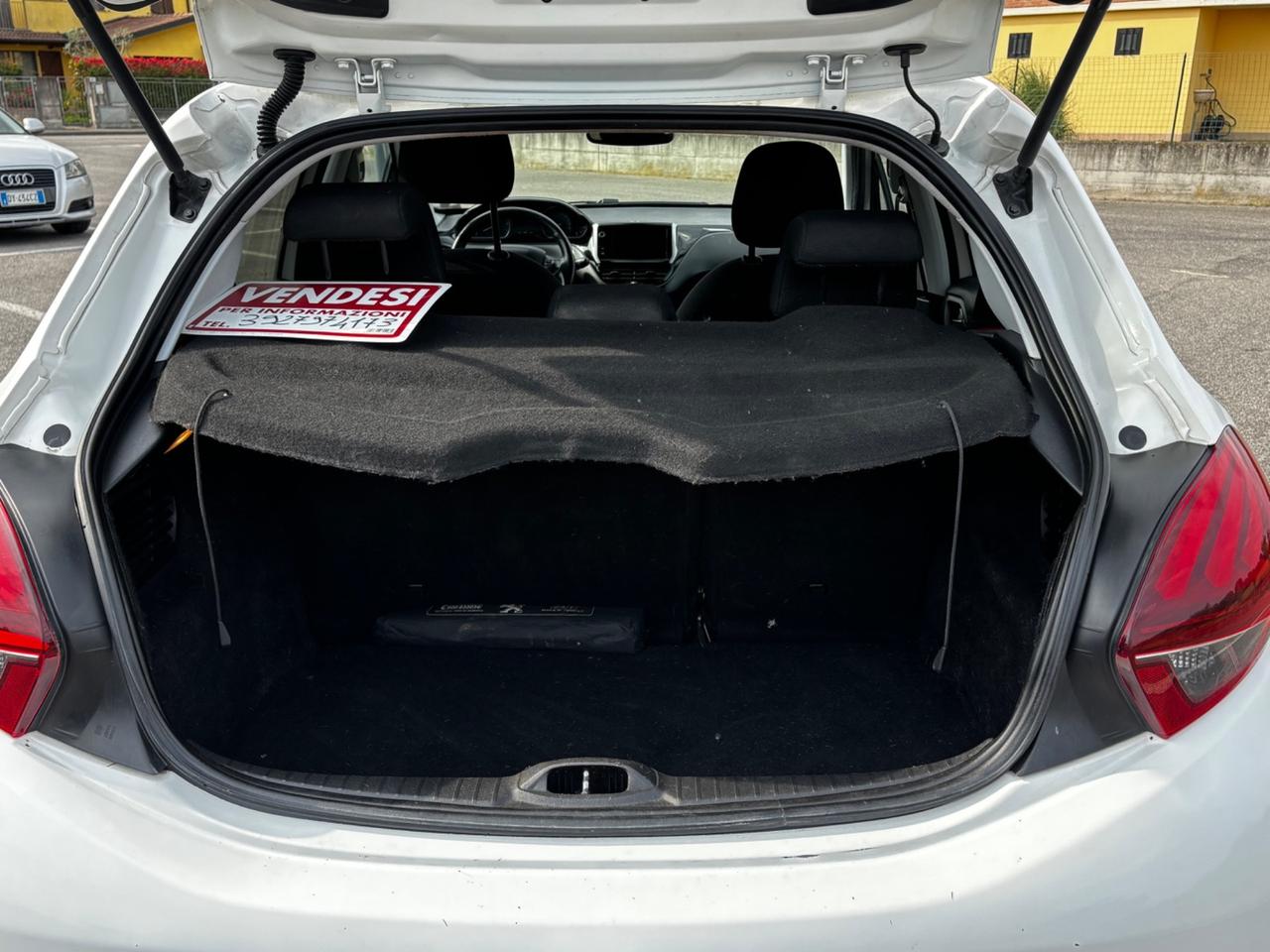 Peugeot 208 PureTech 82 Stop&Start 5 porte Signature