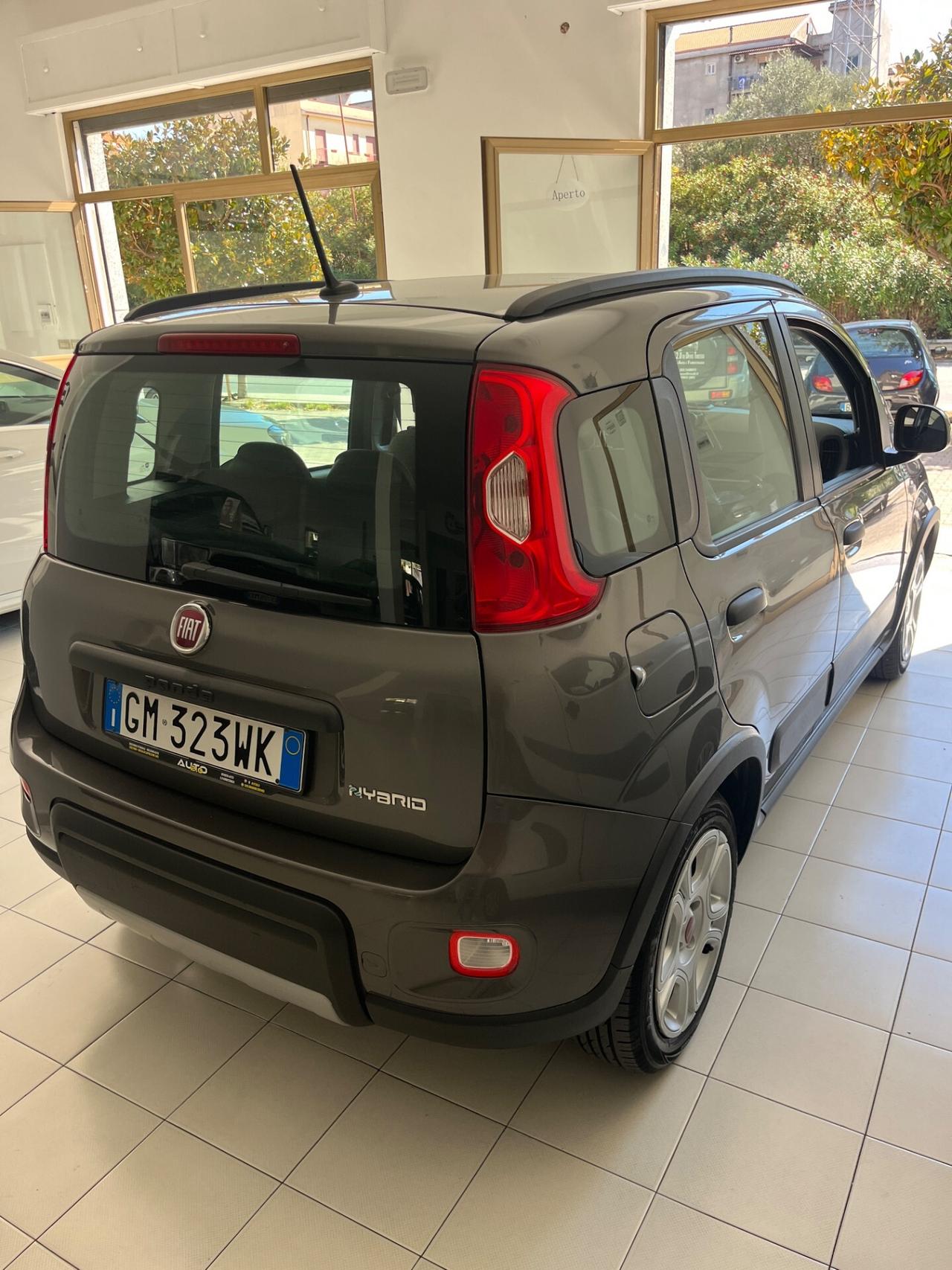 Fiat Panda 1.0 FireFly S&S Hybrid Red