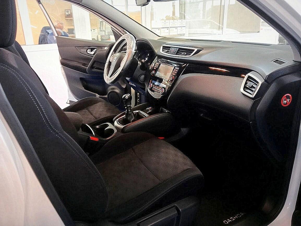 Nissan Qashqai 1.5 DCI TEKNA 360° TETTO PANO 18" EURO6