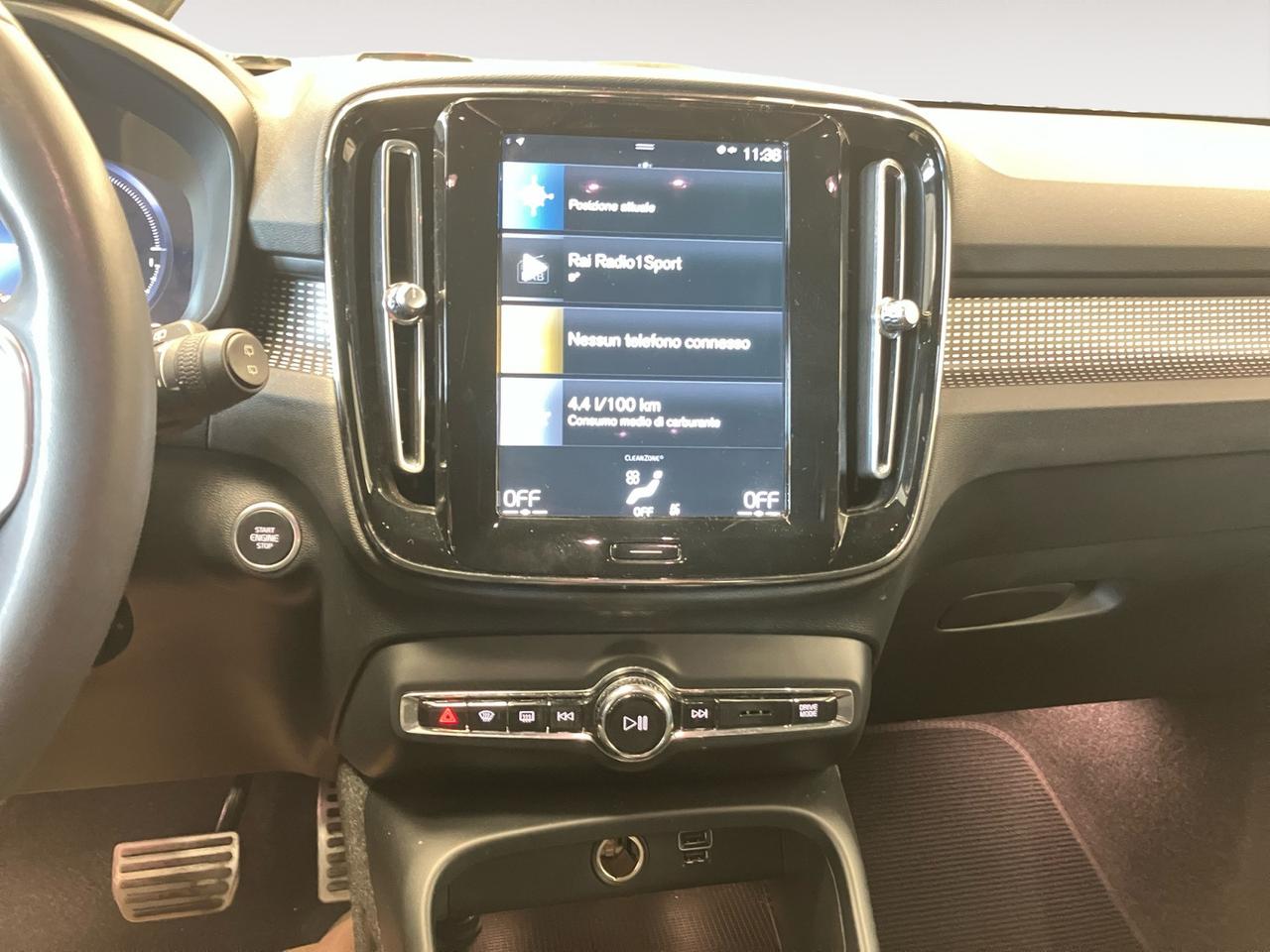 Volvo XC40 1.5 t4 phev R-design auto my21