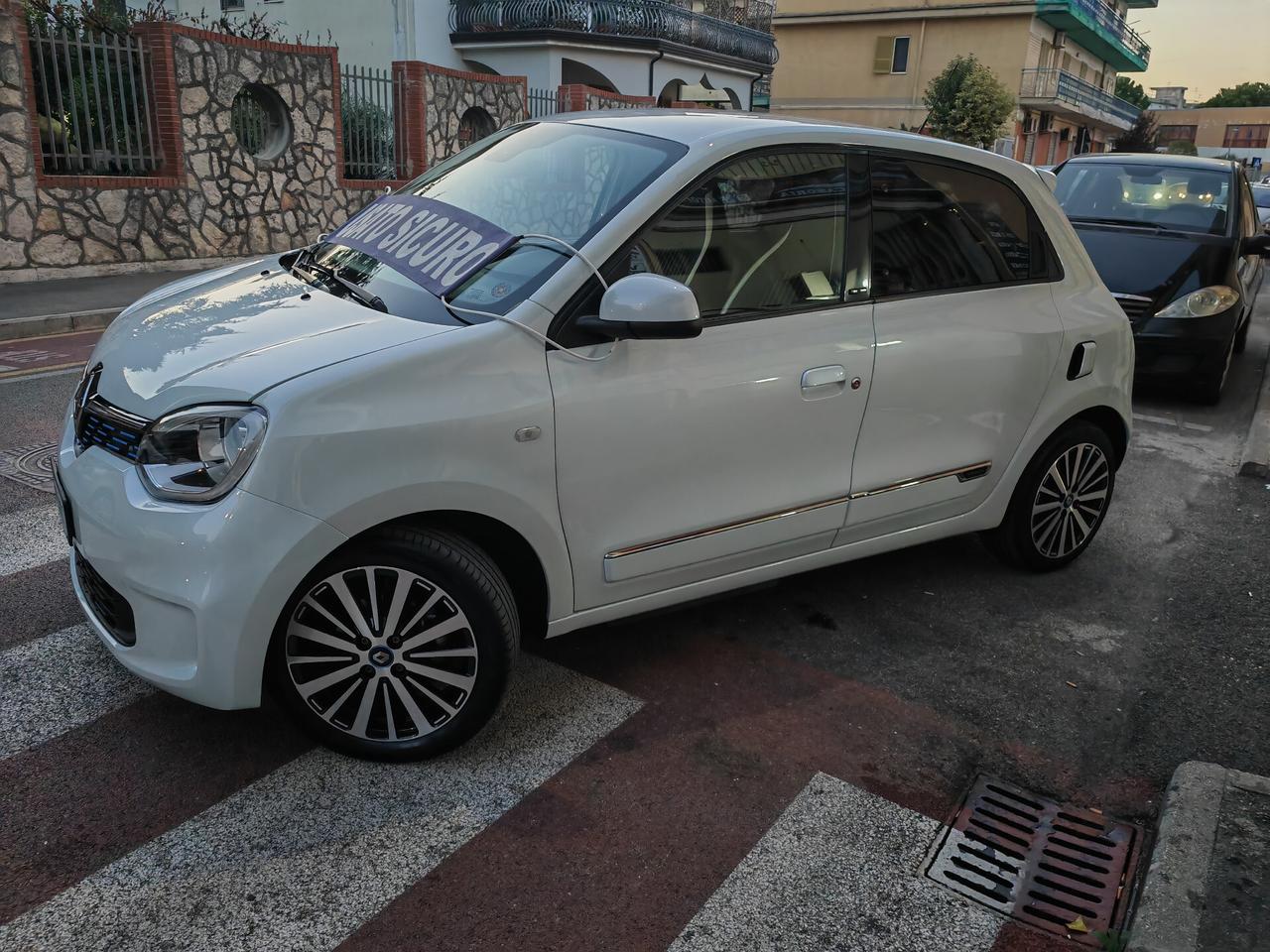 RENAULT TWINGO ELETTRICA CV42 KW31 VIBES