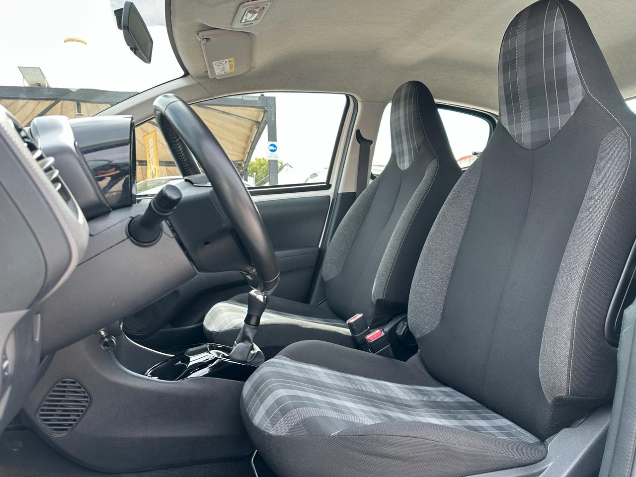 PEUGEOT 108 VTi 72 S&S 5 porte Allure