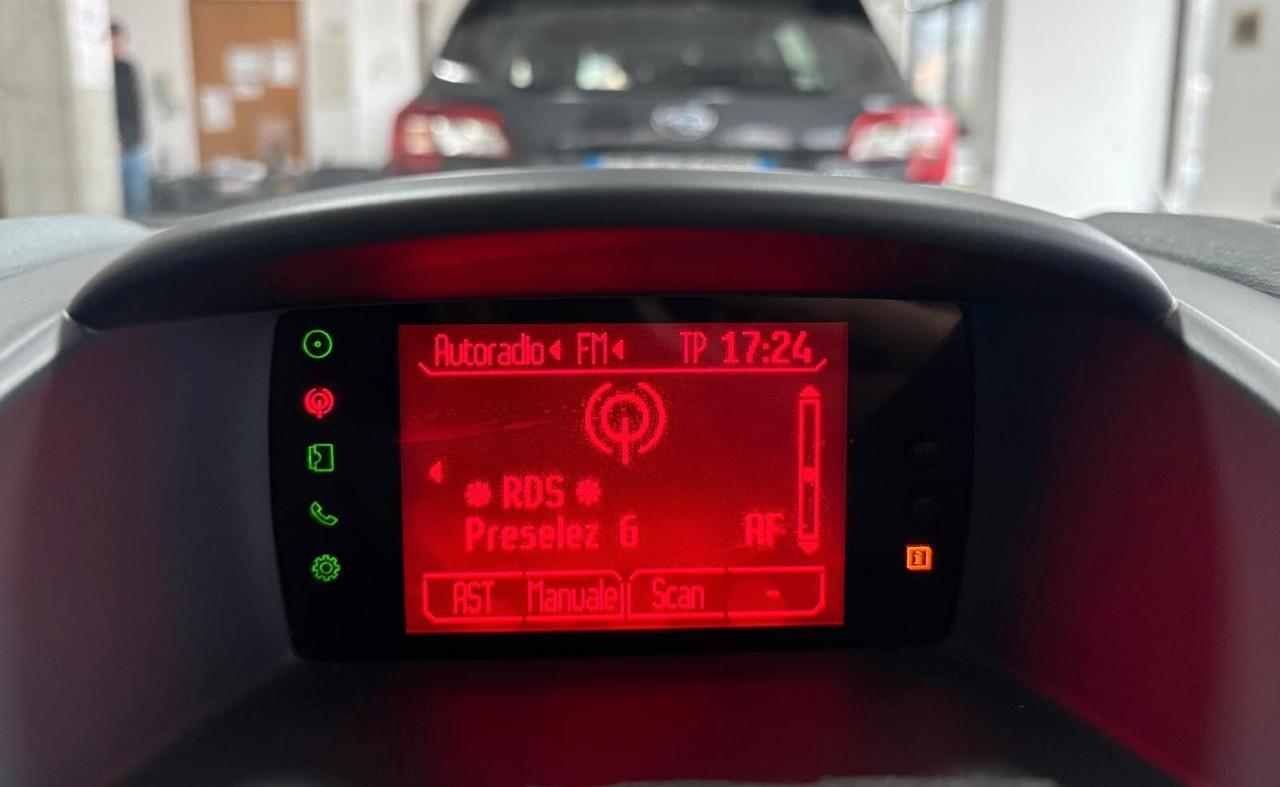 FORD FIESTA TITANIUM 1.4 5P. BENZINA/GPL