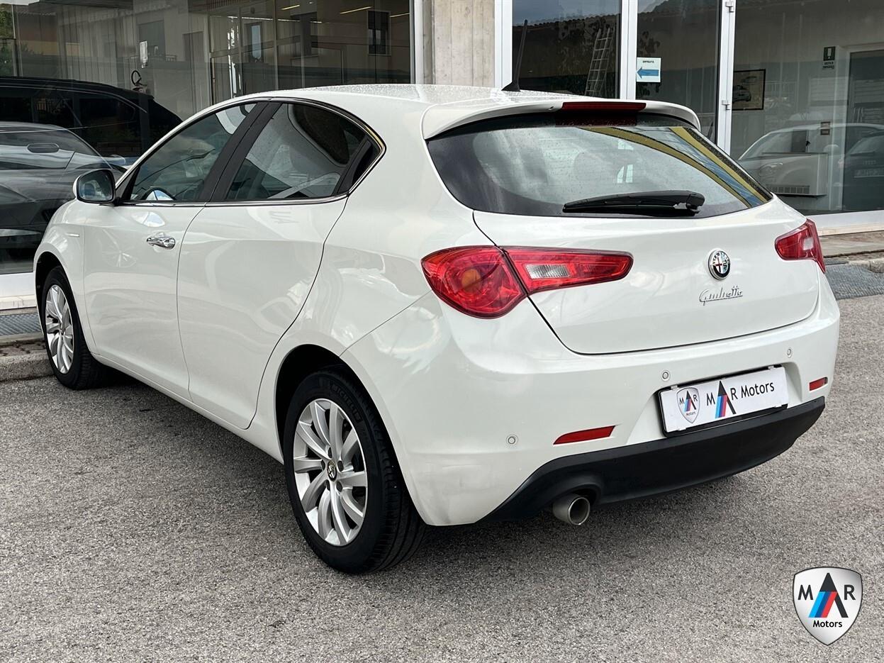 Alfa Romeo Giulietta 1.6 JTDm-2 105 CV Distinctive