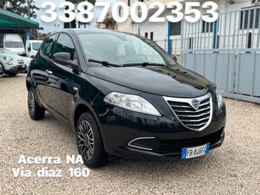 Lancia Ypsilon 0.9 TwinAir 85 CV 5 porte Metano Ecochic Gold 11/2015 1 prop. nord italia km certificati