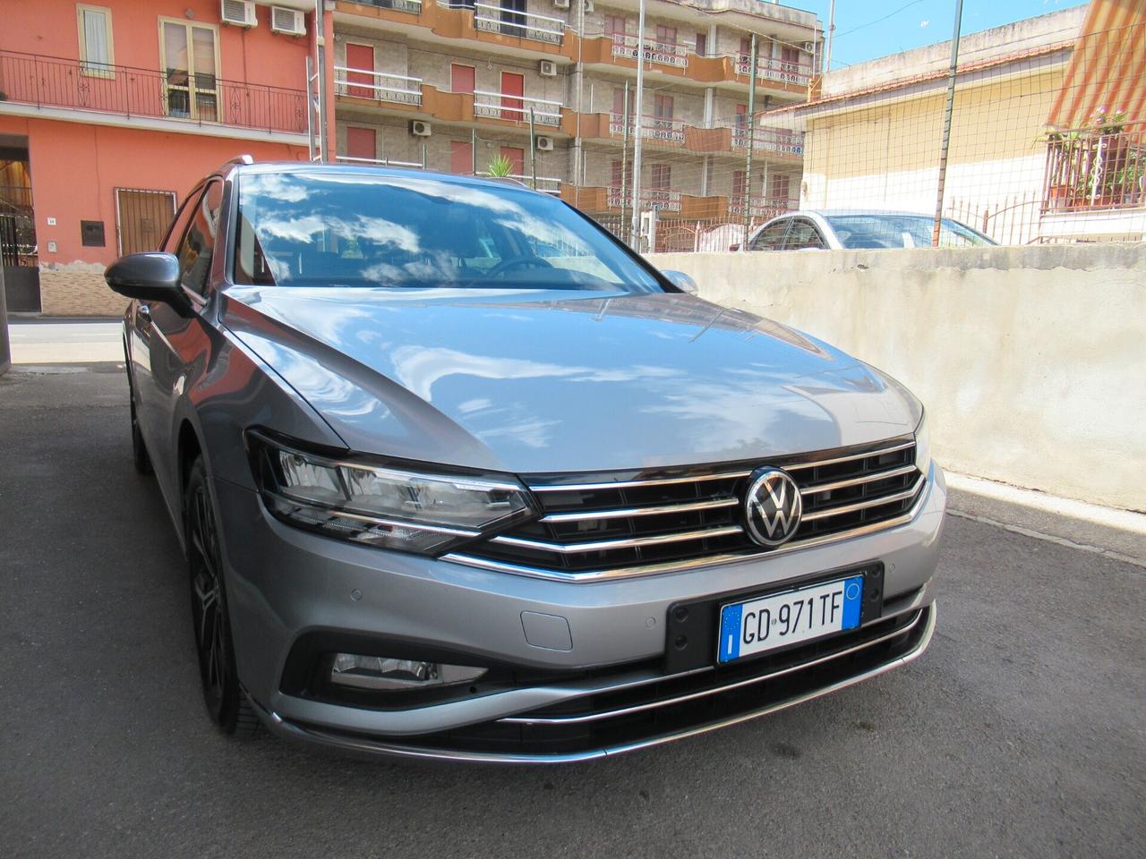 Volkswagen Passat Variant 2.0 TDI SCR 200 CV DSG Executive