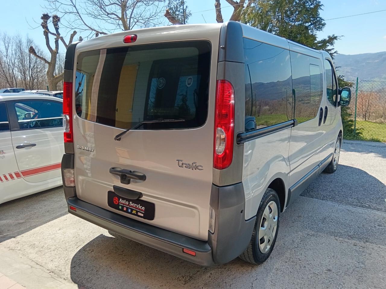 Renault Trafic 2.0 DCI 115CV AUTOCARRO 6 POSTI