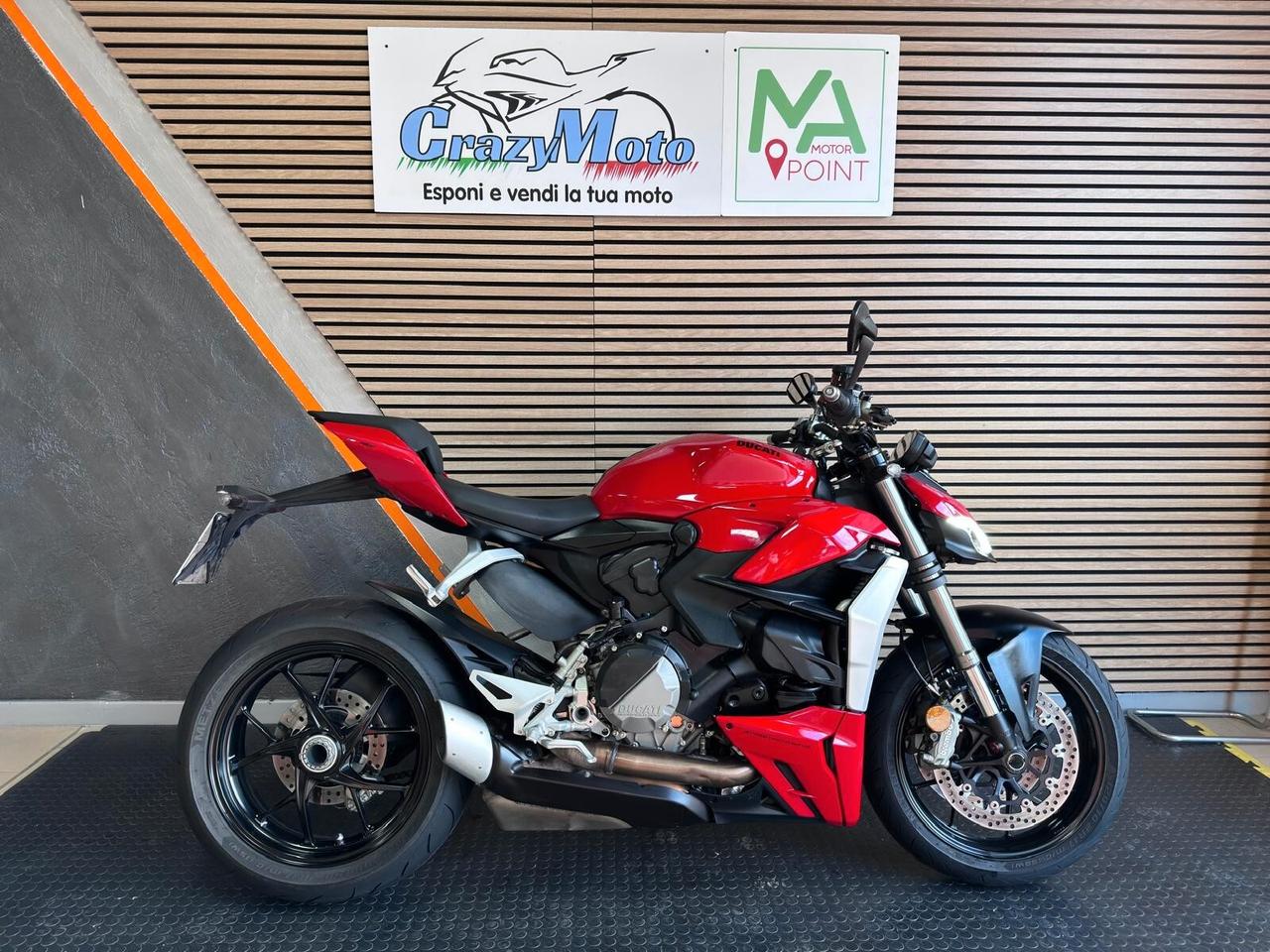Ducati Streetfighter V2