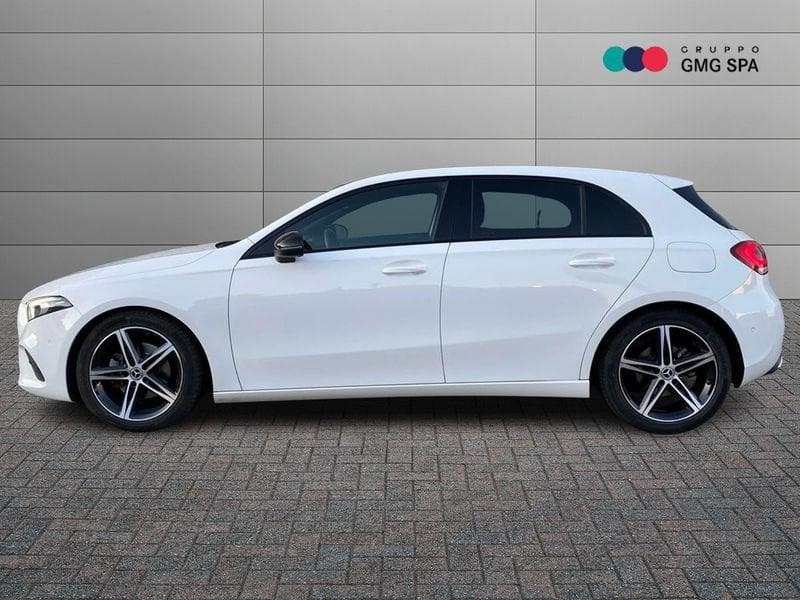 Mercedes-Benz Classe A A 180 d Sport Night edition auto