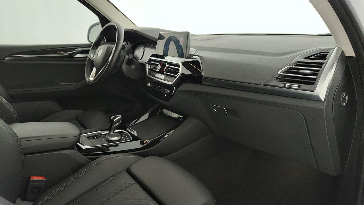 BMW X3 xdrive20d mhev 48V auto