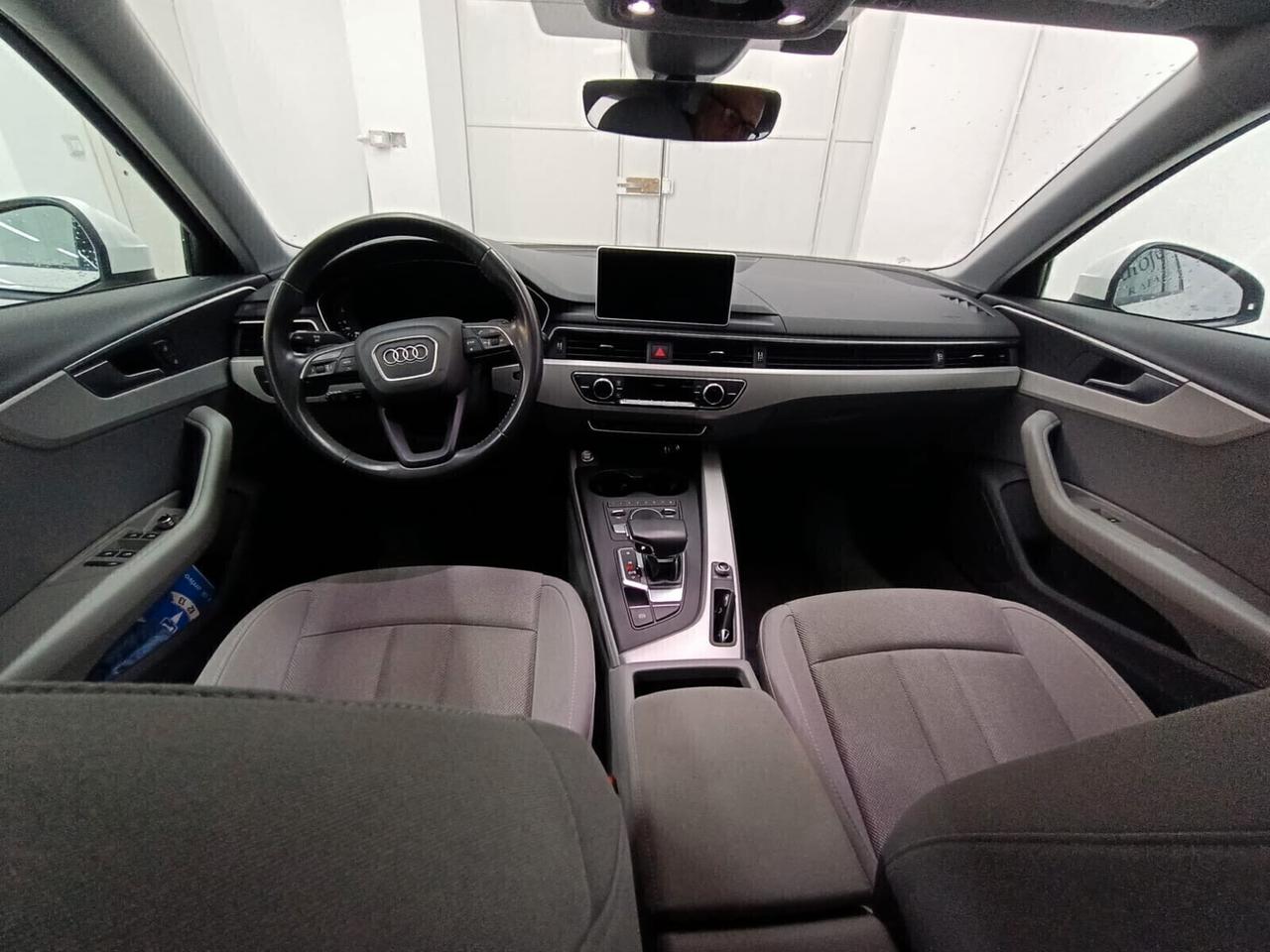 Audi A4 Avant 35 TDI S tronic