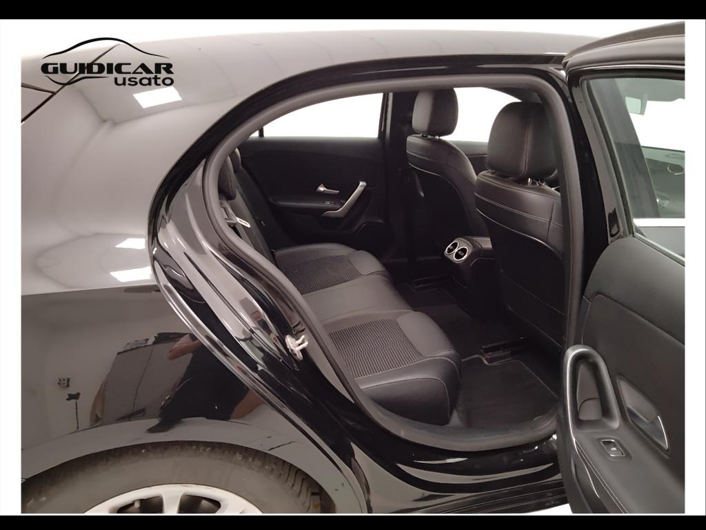 Mercedes-Benz Classe A - W177 2018 - A 180 d Sport auto