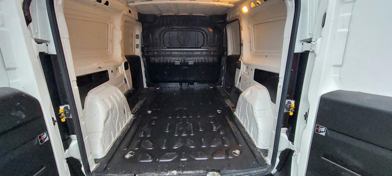DOBLO" MAXI CARGO 3 POSTI 1,4 T-JET 120 CV METANO DI SERIE POCHI KM PARI AL NUOVO FULL FULL